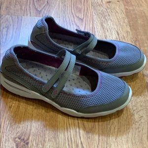 LL Bean Adjustable Mary Jane Sneakers